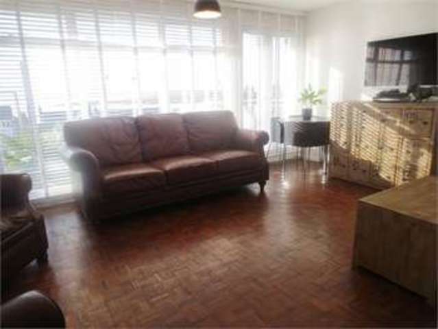  Image of 2 Bedroom Apartment  For Sale at New road Leigh on sea Leigh-on-Sea, SS9 2EB