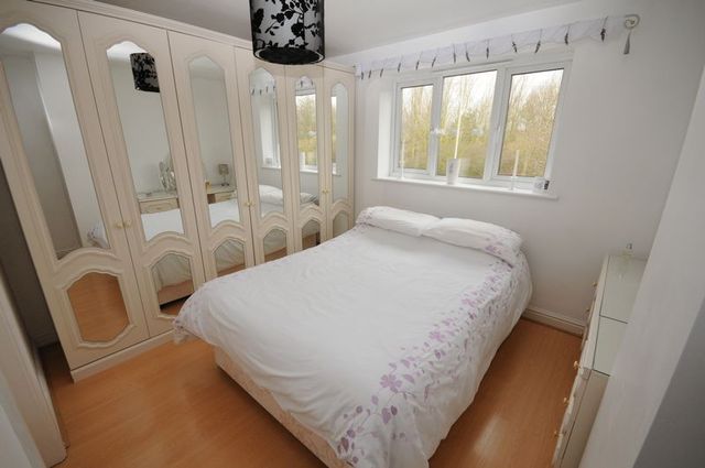  Image of 4 Bedroom Detached  For Sale at New Road  Uttoxeter, ST14 5DS