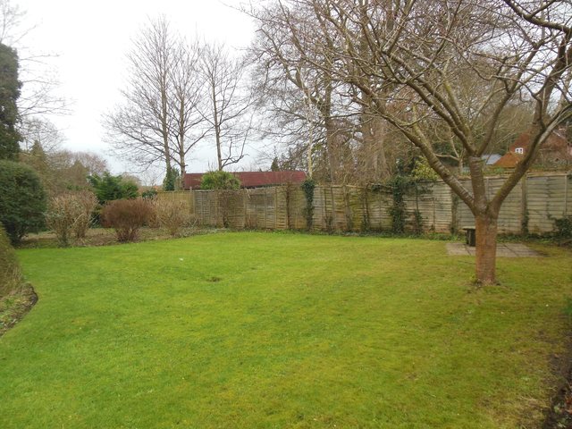  Image of 4 Bedroom Detached  To Rent at Kintbury Berkshire Kintbury, RG17 9UU