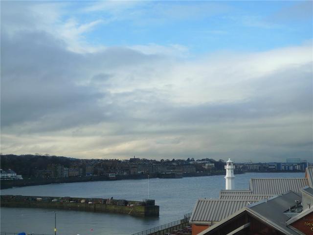  Image of 2 Bedroom Flat  To Rent at Leith Edinburgh Edinburgh, EH6 4TG
