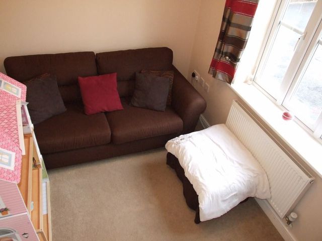  Image of 4 Bedroom Detached  For Sale at Newstead Way  Loughborough, LE11 2UA