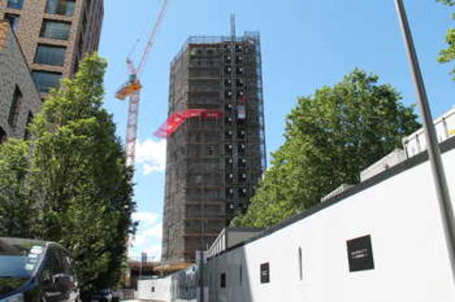  Image of 3 Bedroom Flat  For Sale at Devas Street  Bow, E3 3LS