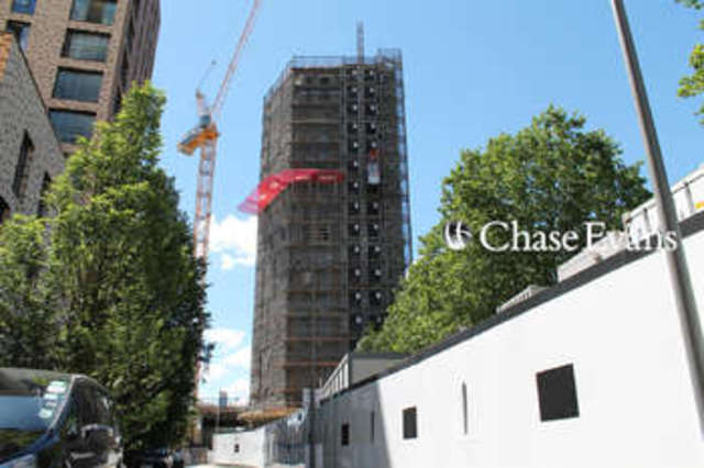  Image of 2 Bedroom Flat  For Sale at Devas Street  Bow, E3 3QB