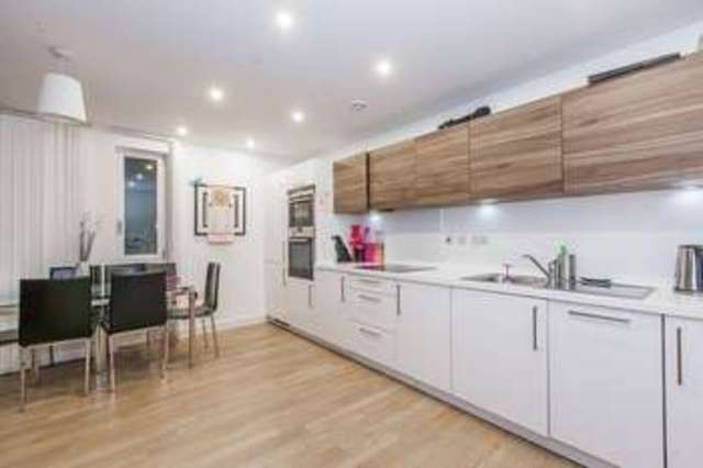  Image of 2 Bedroom Flat  For Sale at Devas Street  Bow, E3 3QB