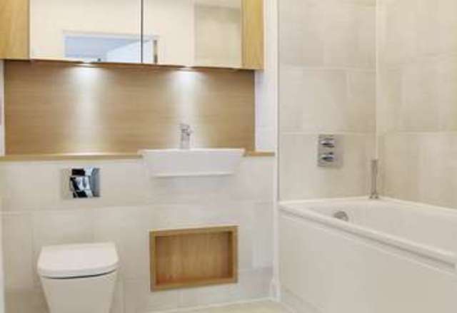  Image of 3 Bedroom Flat  To Rent at Marner Point  Bow, E3 3QB
