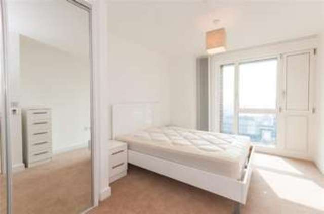  Image of 3 Bedroom Flat  For Sale at Marner Point  Bow, E3 3QB