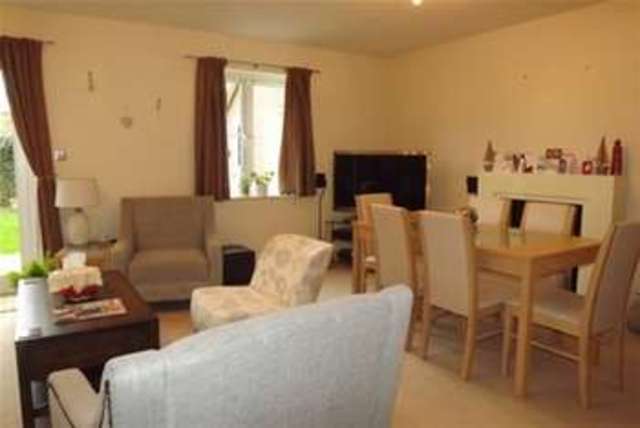  Image of 3 Bedroom Detached  To Rent at Basingstoke, RG24 8LF