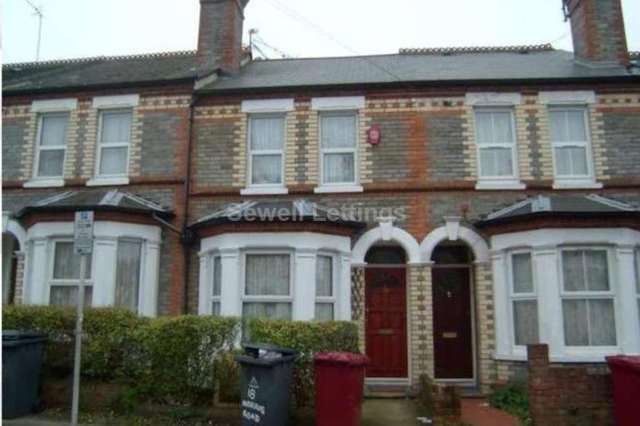  Image of 5 Bedroom Detached  To Rent at Norris Road  Reading, RG6 1NJ