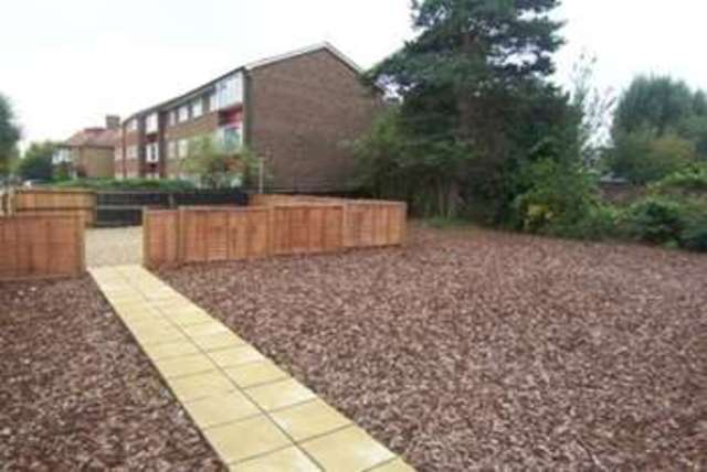 Image of 2 Bedroom Flat  To Rent at London, E4 7AH