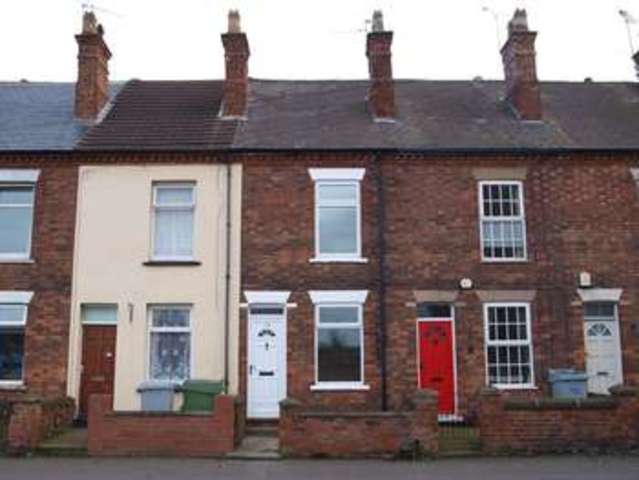  Image of 3 Bedroom Semi-Detached  For Sale at North Gate  Newark, NG24 1HJ