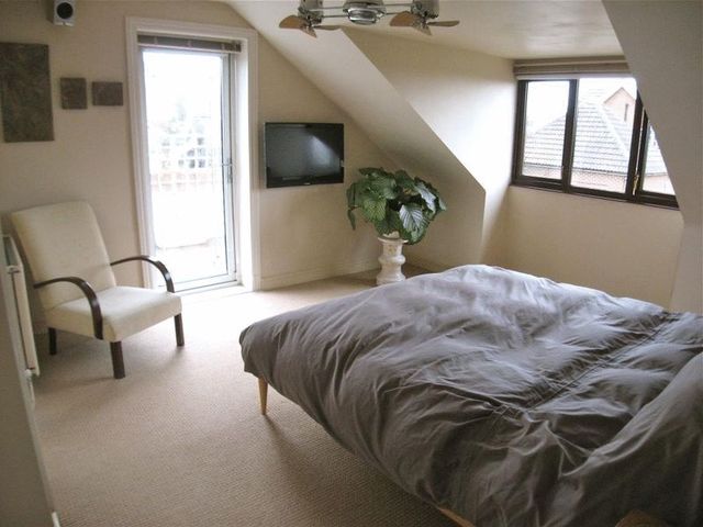 Image of 4 Bedroom Detached  For Sale at Northfield Avenue Radcliffe-on-Trent Nottingham, NG12 2HX