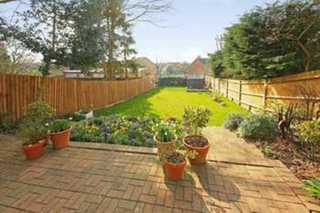  Image of 4 Bedroom Detached  For Sale at Northwood, HA6 1RU