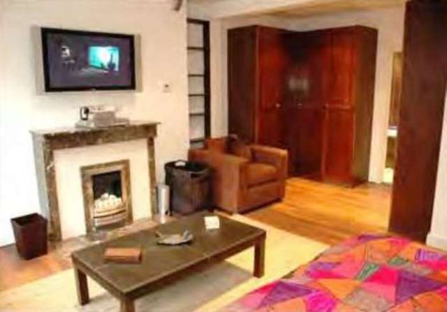  Image of 5 Bedroom Town House  To Rent at Nottingham Place Marylebone London, W1U 5ND