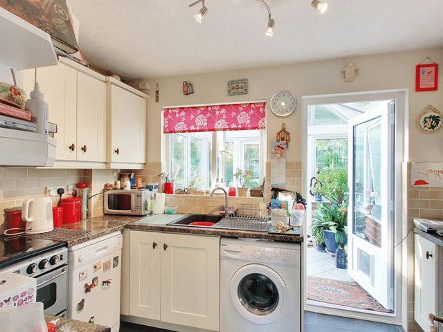  Image of 2 Bedroom Semi-Detached  For Sale at Oakfields Worth Crawley, RH10 7FN