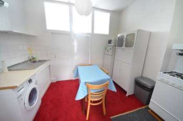  Image of 1 Bedroom Apartment  To Rent at Offord Road, Barnsbury  London, N1 1LR