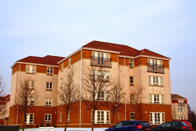  Image of 2 Bedroom Flat  To Rent at Cathcart Glasgow Glasgow, G44 4SP