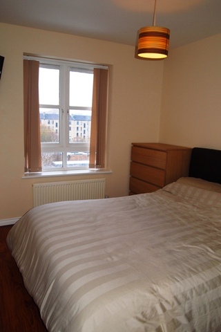 Image of 2 Bedroom Flat  To Rent at Cathcart Glasgow Glasgow, G44 4SP