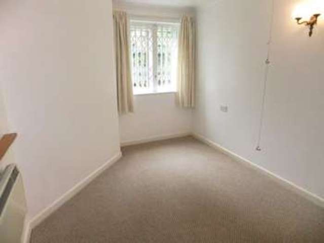  Image of 1 Bedroom Retirement Property  For Sale at Old Lode Lane  Solihull, B92 8LL