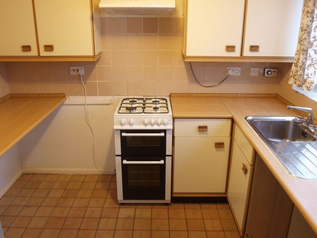  Image of 3 Bedroom Detached  For Sale at Old Mill Crescent  Newark, NG24 2HY