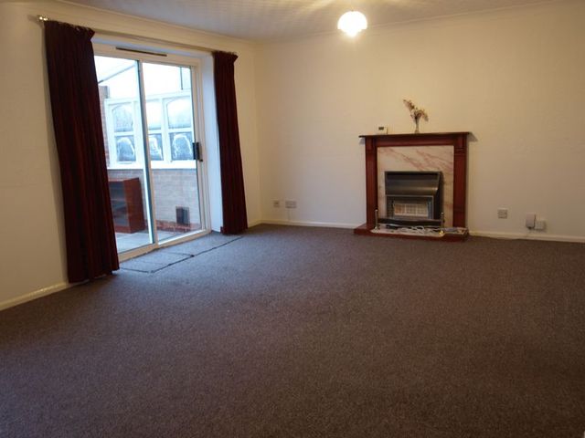  Image of 3 Bedroom Detached  For Sale at Old Mill Crescent  Newark, NG24 2HY