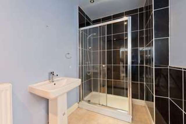  Image of 2 Bedroom Terraced  To Rent at Old Quay Street  Runcorn, WA7 1RR
