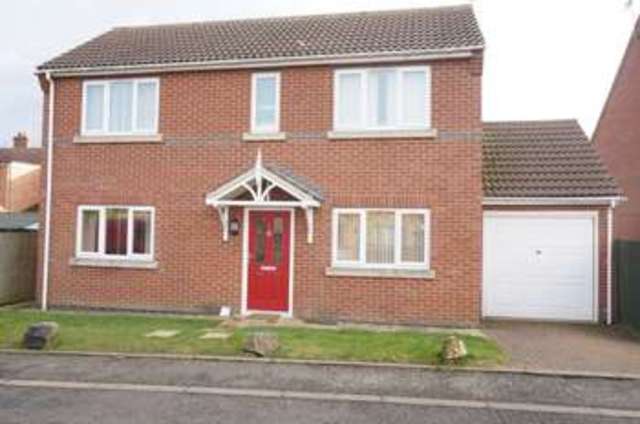  Image of 3 Bedroom Detached  For Sale at Oldfield Gardens  Peterborough, PE7 1NX