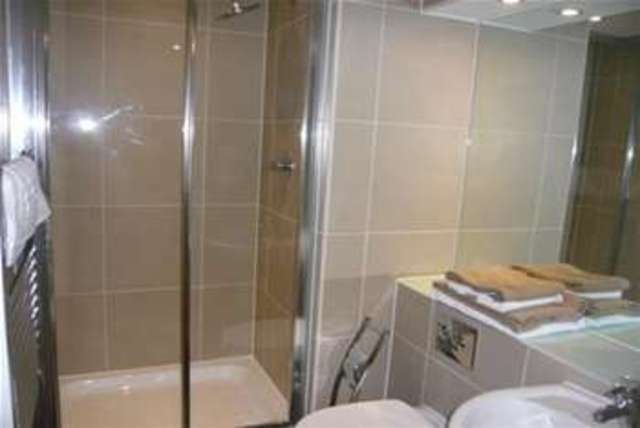  Image of 1 Bedroom Flat  To Rent at Leeds, LS10 1GY