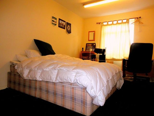  Image of 7 Bedroom Detached  To Rent at Orchard Drive  Uxbridge, UB8 3AE