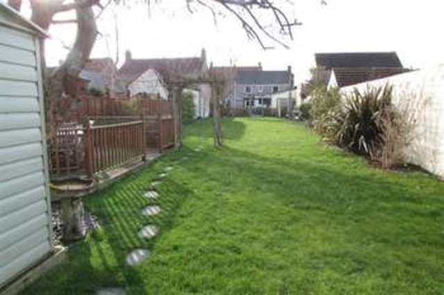  Image of 4 Bedroom Detached  For Sale at Street, BA16 0BT