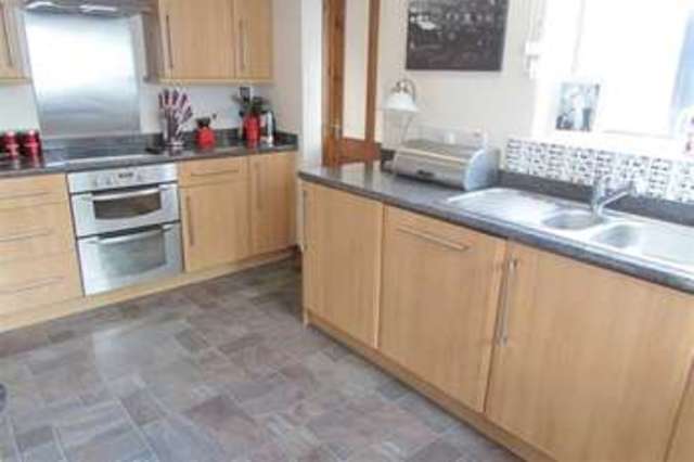  Image of 4 Bedroom Detached  For Sale at Street, BA16 0BT