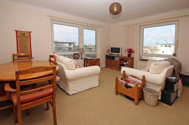  Image of 1 Bedroom Flat  For Sale at Owls Road Boscombe Bournemouth, BH5 1AJ