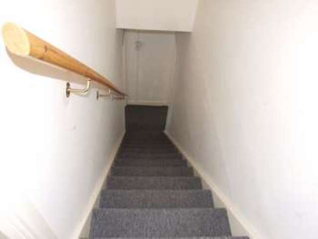  Image of 3 Bedroom Terraced  To Rent at Oxford Street  Loughborough, LE11 5DP