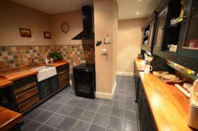  Image of 2 Bedroom Flat  For Sale at Oxton House  Exeter, EX6 8EX