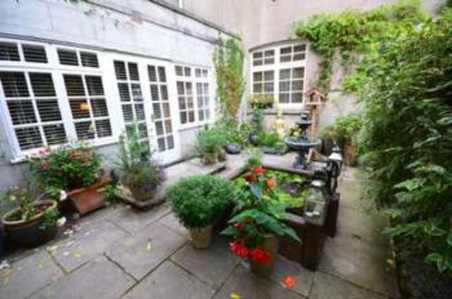  Image of 2 Bedroom Flat  For Sale at Oxton House  Exeter, EX6 8EX