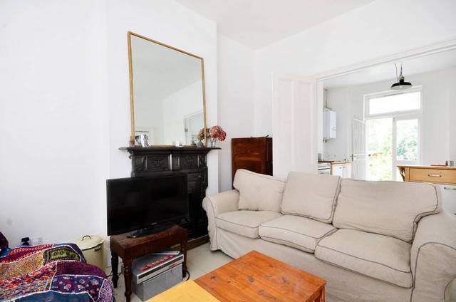  Image of 4 Bedroom Detached  For Sale at Palatine Road  Dalston, N16 8ST