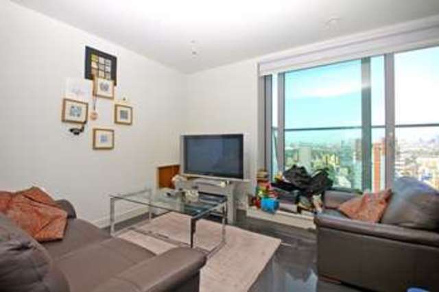  Image of Flat  For Sale at Canary Wharf, E14 9HG