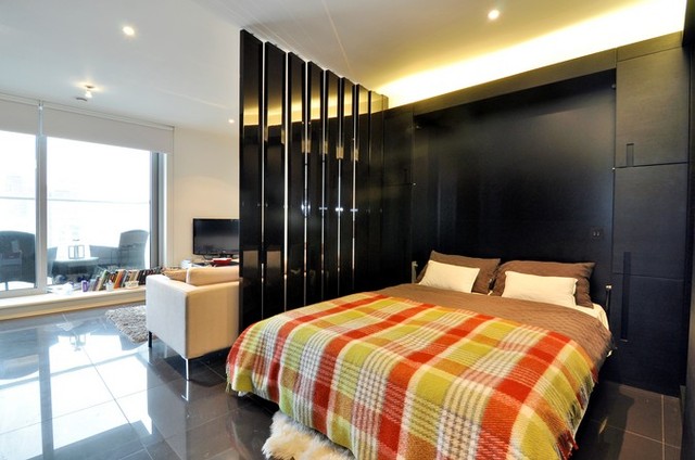  Image of Flat  For Sale at Canary Wharf, E14 9HG