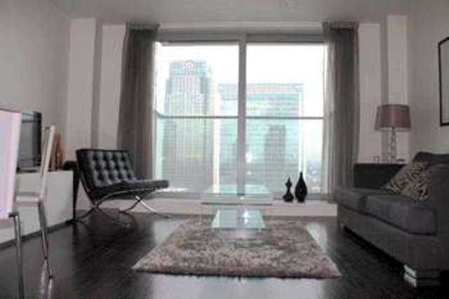  Image of 1 Bedroom Flat  For Sale at Canary Wharf, E14 9HR
