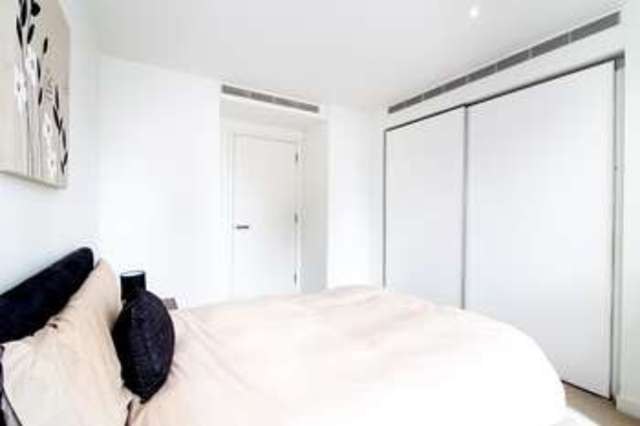  Image of 1 Bedroom Flat  For Sale at Canary Wharf, E14 9HA