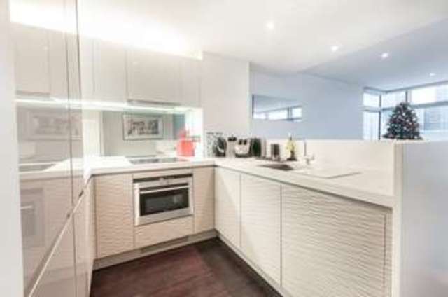  Image of 2 Bedroom Flat  For Sale at Canary Wharf, E14 9HQ