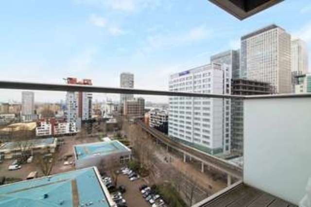  Image of Flat  For Sale at Canary Wharf, E14 9HD