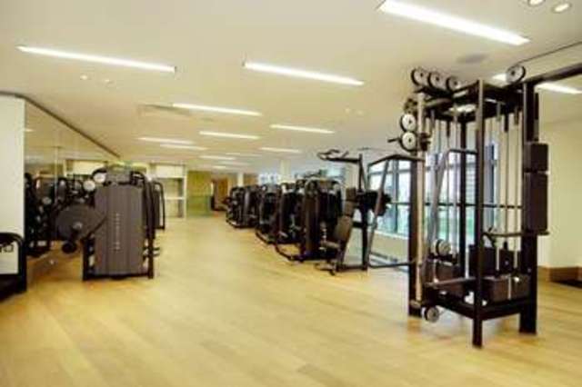  Image of 1 Bedroom Flat  For Sale at Canary Wharf, E14 9HD