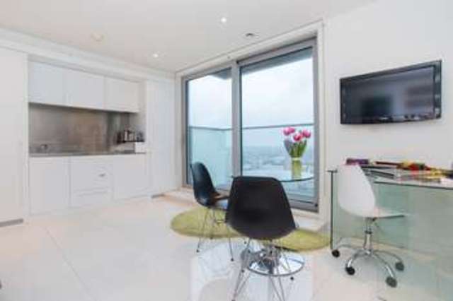  Image of Flat  For Sale at London, E14 9HL
