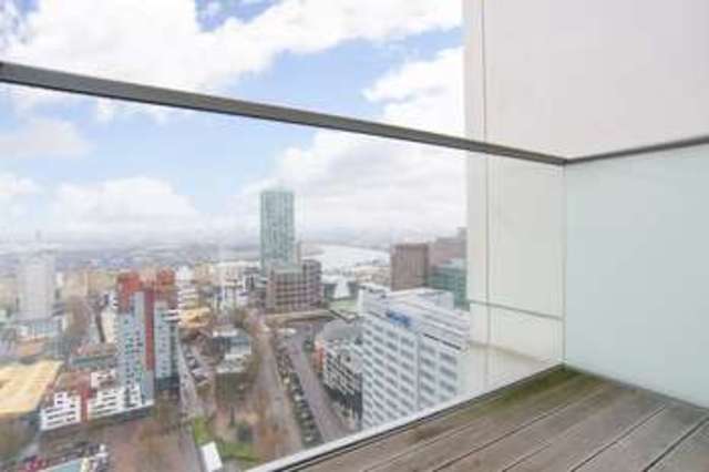  Image of Flat  For Sale at London, E14 9HL