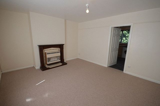  Image of 3 Bedroom Semi-Detached  For Sale at Park Crescent  Castleford, WF10 3JZ