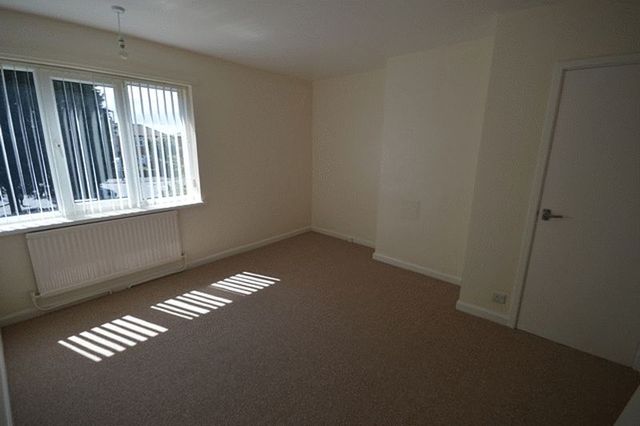  Image of 3 Bedroom Semi-Detached  For Sale at Park Crescent  Castleford, WF10 3JZ