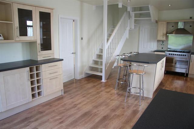  Image of 4 Bedroom Detached  For Sale at Guiseley Leeds Guiseley, LS20 8EN