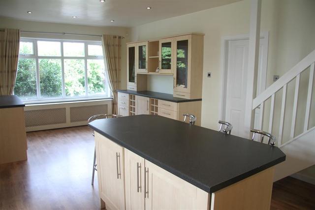  Image of 4 Bedroom Detached  For Sale at Guiseley Leeds Guiseley, LS20 8EN