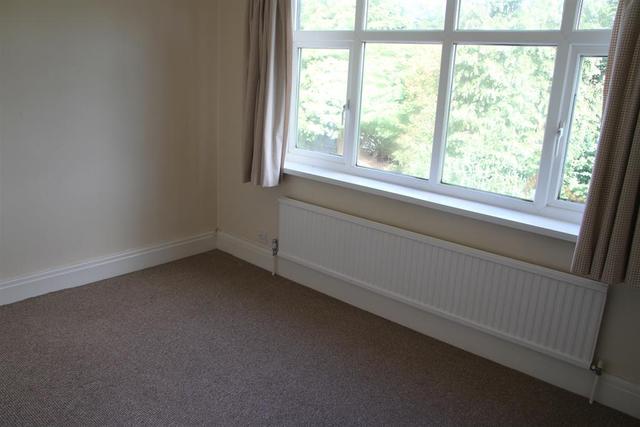  Image of 4 Bedroom Detached  For Sale at Guiseley Leeds Guiseley, LS20 8EN