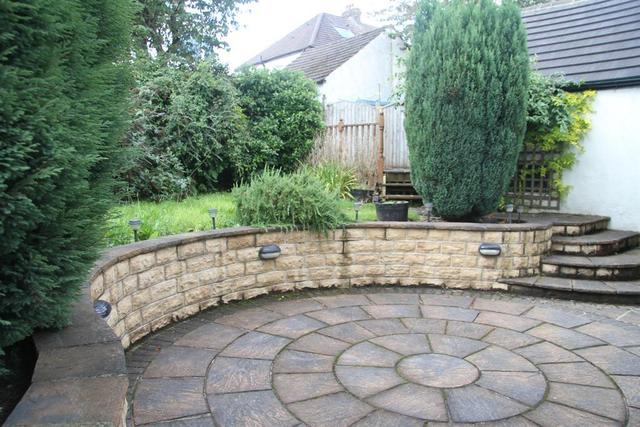  Image of 4 Bedroom Detached  For Sale at Guiseley Leeds Guiseley, LS20 8EN